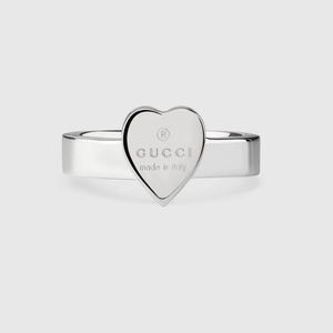 Gucci Heart ring with Gucci trademark Size 17 / US 8 AUTHENTIC
